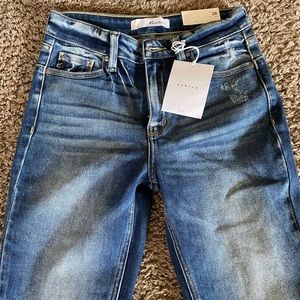KanCan jeans NWT